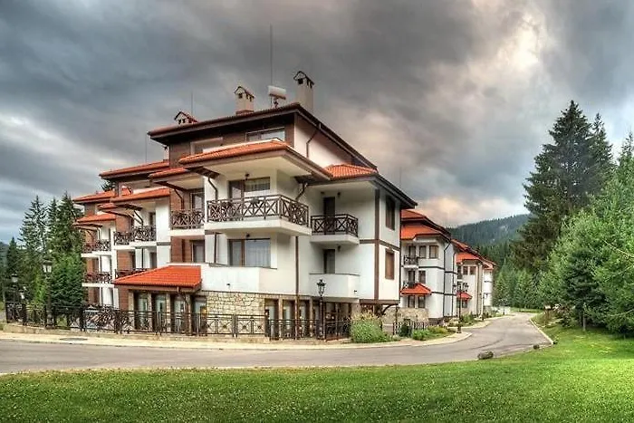 Aparthotel в Mountainlake Smoljan
